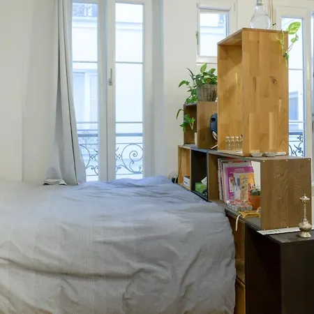 Charming Sutdio Near Montmartre Paris